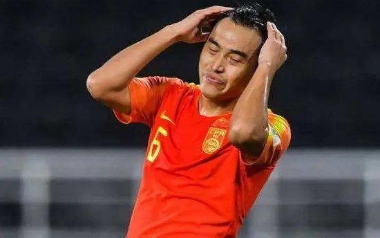 冯潇霆反转道歉,发长文揭开国内足坛黑幕,冯潇霆具体说了些什么?