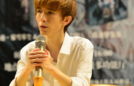 回怼李成儒,怒斥魏坤琳,郭敬明怎样一步步跌落神坛的?