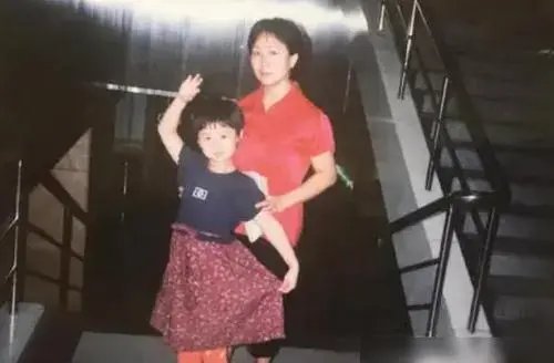 杨紫忘记了自己妈妈的生日，被忘记生日之后你是什么感受？