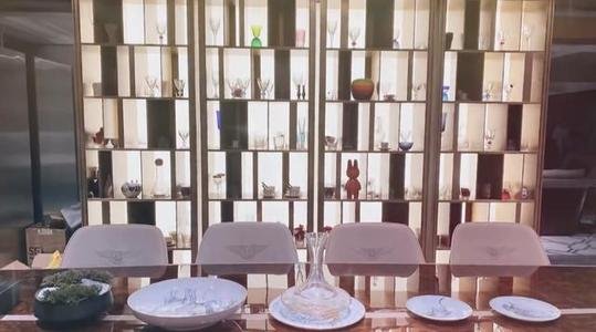 回怼李成儒,怒斥魏坤琳,郭敬明怎样一步步跌落神坛的?