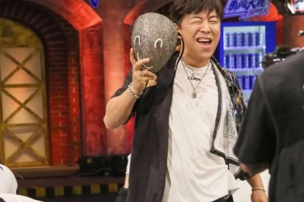 黄渤加盟街舞4总决赛，他是否会与上次一样带来不一样的表演？