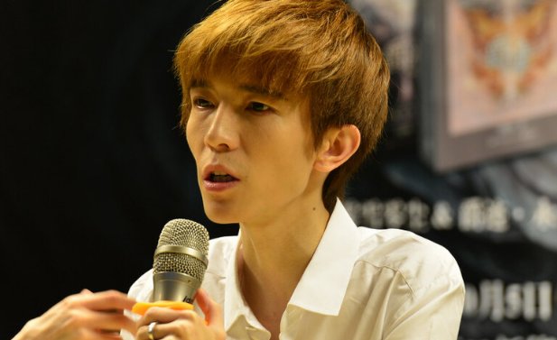 回怼李成儒,怒斥魏坤琳,郭敬明怎样一步步跌落神坛的?
