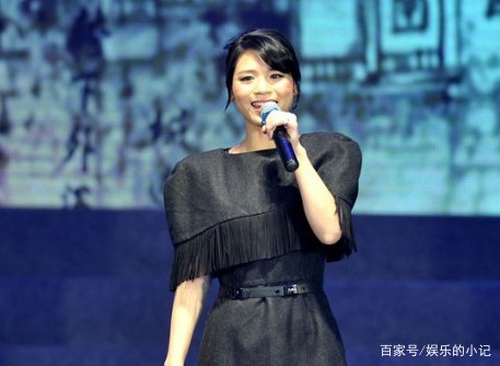快女季军黄英凭民歌大火,自嘲是过气女歌手,现状如何?