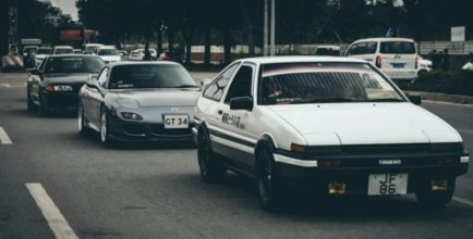 周杰伦把神车AE86送王俊凯！他为何会割爱送人？