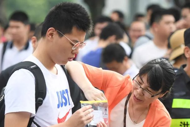 6月23号几点可以查分