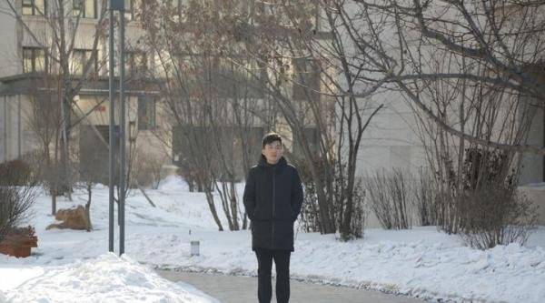 《范二青年》系电影， 倾力打造首部东北系爆笑网络电影。