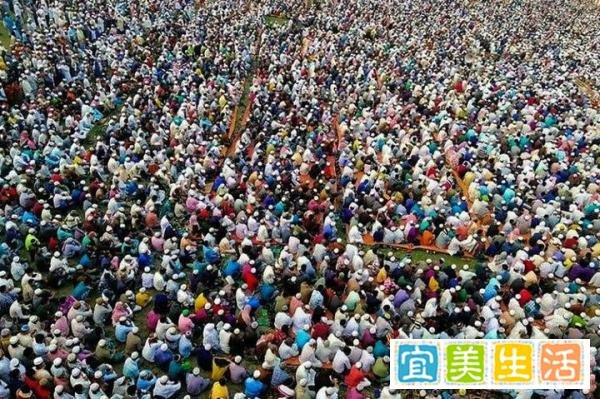 孟加拉国万名信徒聚集祷告 祈求国家摆脱新冠病毒