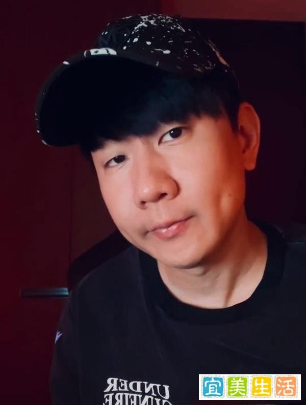林俊杰自曝得新冠:浑身发冷嗓子痛 状态萎靡无精神 周杰伦疑似生病打点滴