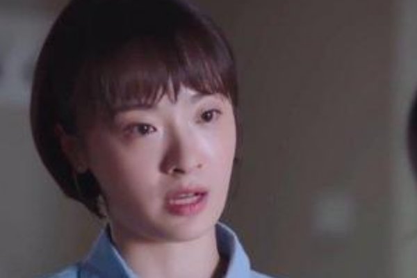 《以家人之名》齐明月暗恋凌霄多年没有错，为何大家会觉得她很心机