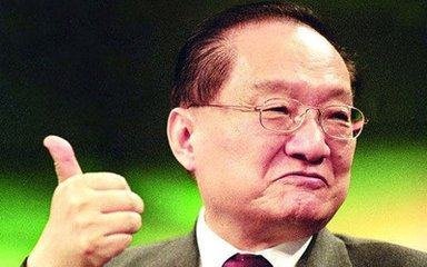 金庸先生是徐志摩的表弟，他在个人感情经历上和徐志摩一样吗?