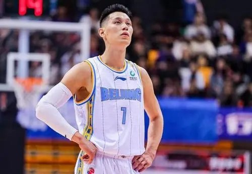 林书豪为什么无法重返NBA赛场?你觉得最主要的原因是什么?