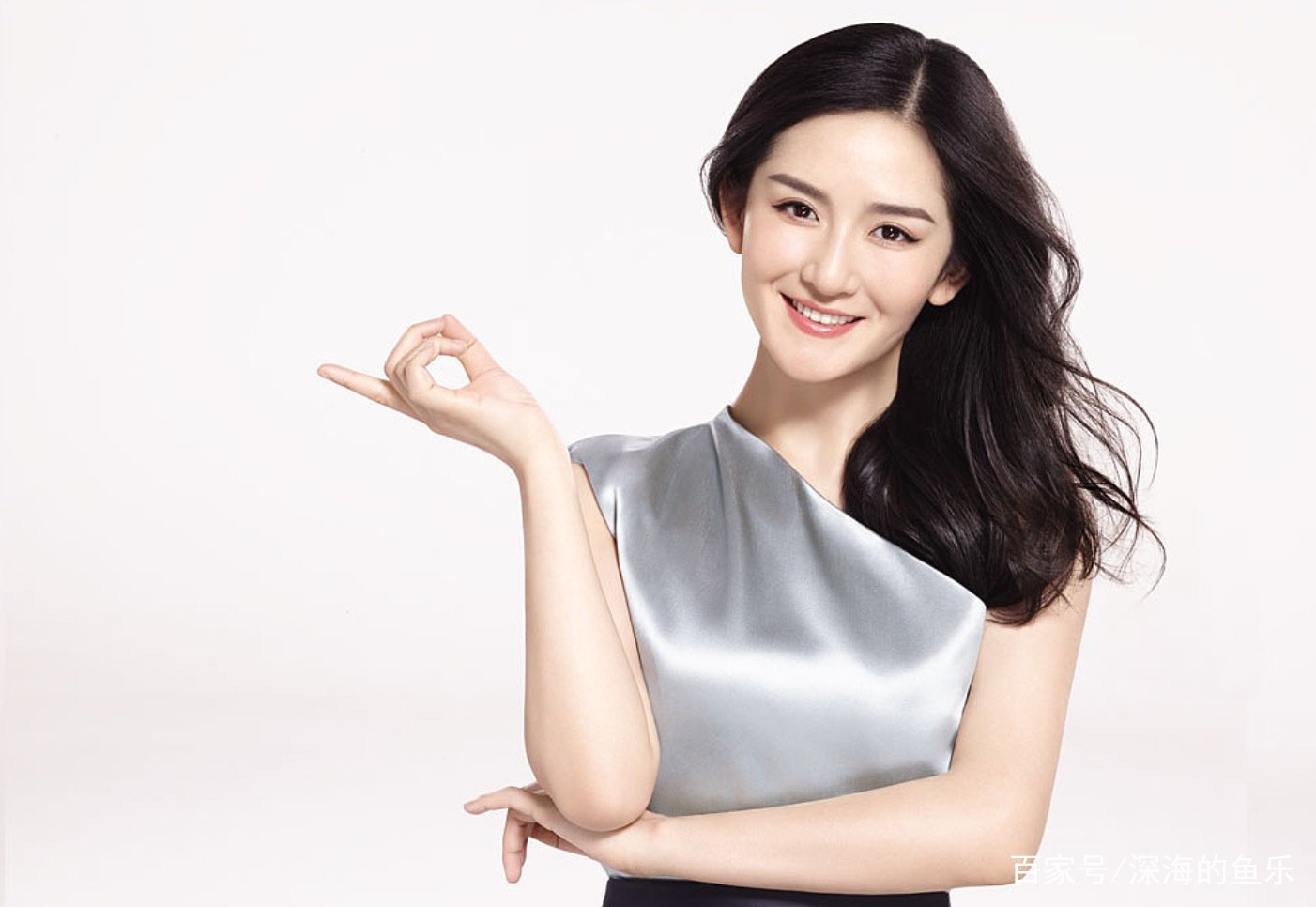 从“湖南一姐”沦落到“万人嫌”,谢娜的一手好牌,是如何打烂的?