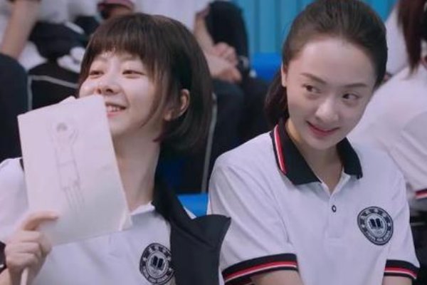 《以家人之名》齐明月暗恋凌霄多年没有错,为何大家会觉得她很心机
