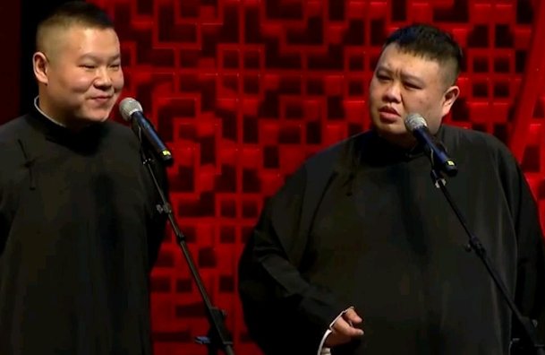 岳云鹏晒与搭档孙越同框照,为何引得网友哈哈大笑?