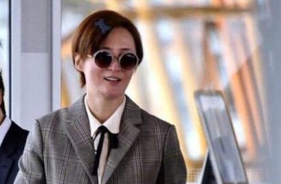 蒋勤勤撞脸尹正是怎么回事?