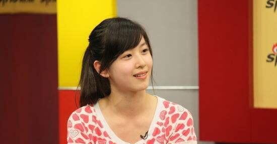 章泽天辟谣离婚后首次现身