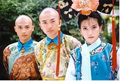 尔泰轻易就撩到了塞娅,却从不撩他最喜欢的小燕子,这是为何?