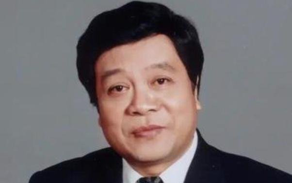 “饶颖门”后,赵忠祥因癌症离世,葬礼上哭到昏厥的张美珠如今怎样?