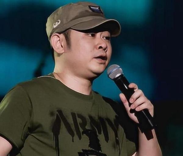 铁钢杂谈:84岁李双江抹黑怒骂刀郎是失心疯，还是变态呢？