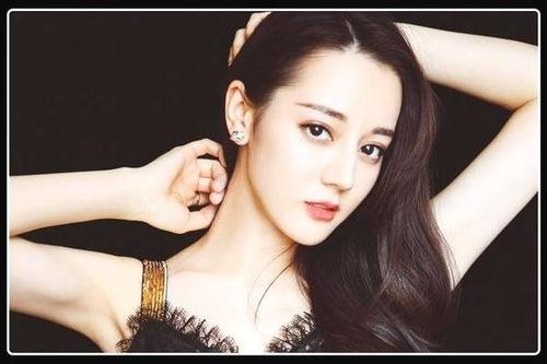 迪丽热巴说自拍拿不出手,她为何这么说?