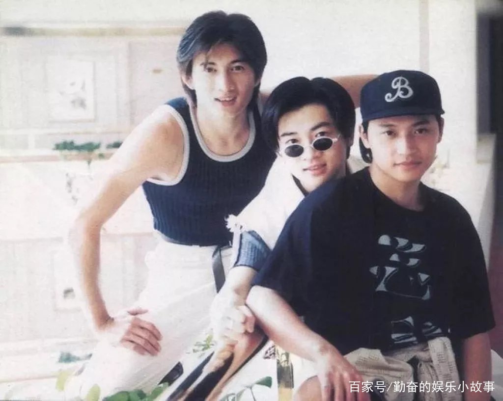 32年一晃而过,从3人走红到分道扬镳,三只虎差异为何如此之大?