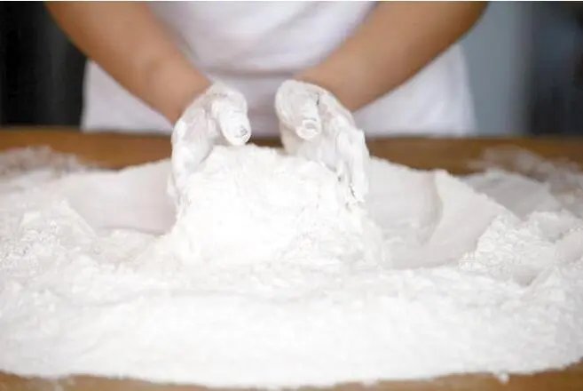 一袋面粉重量大约多少？