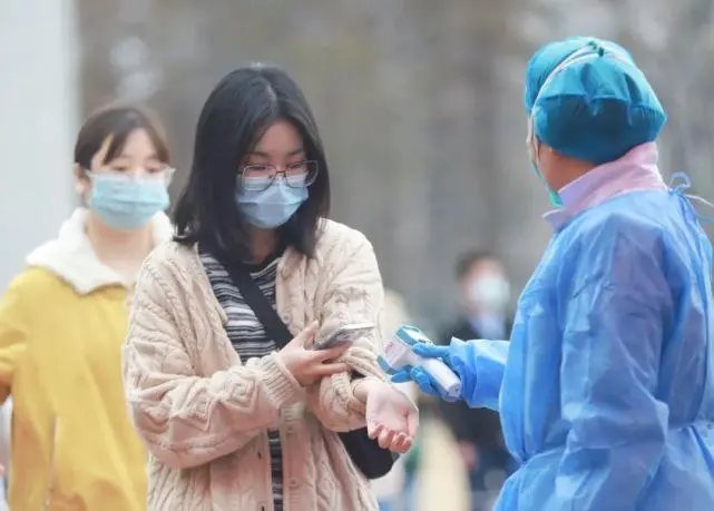 明令下上海仍有企业拒绝阳性康复者！背后哪些原因待解决？