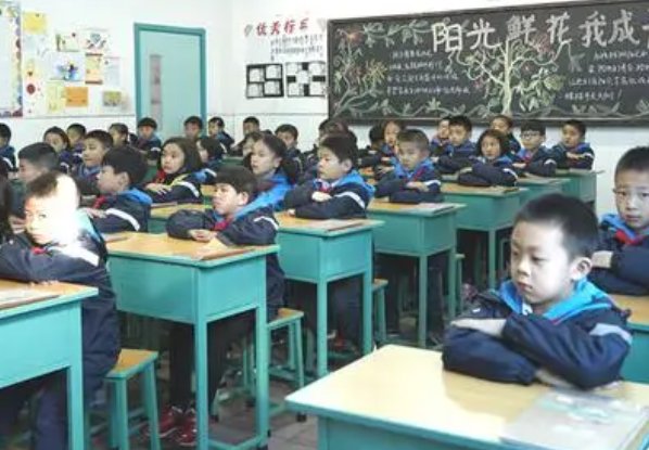 鹰头雀脑是什么意思