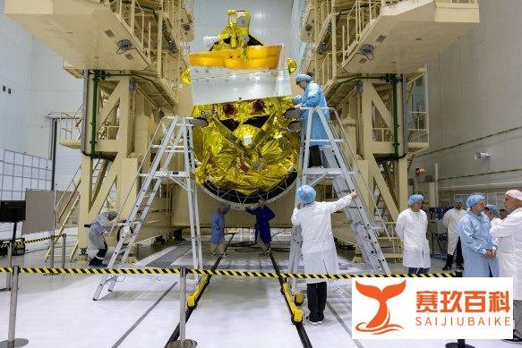 “月球-25号”与“月船三号”谁将先在月球南极软着陆?