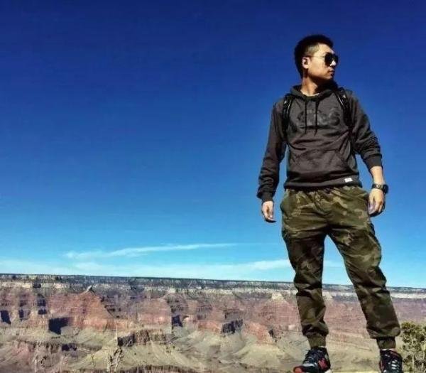 他被誉为说唱界的李敖,120首禁歌中独占两席,早早隐退的葡桃如今在做什么?