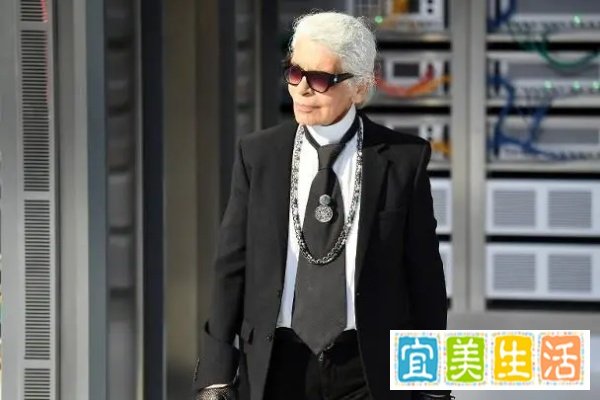 卡尔为什么被称为老佛爷