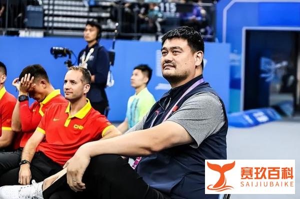 中国男篮三后卫比拼,姚明画大饼力挺四人,亚运男篮冠军出炉