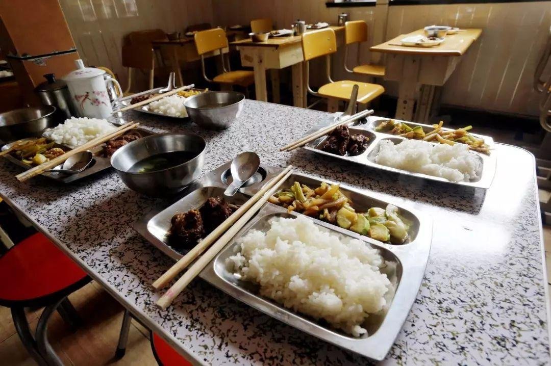 北京确诊6岁男童曾在小饭桌托管，“小饭桌”托管有哪些隐患？