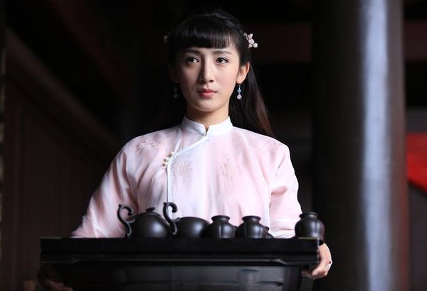 温婉娴淑是什么意思?