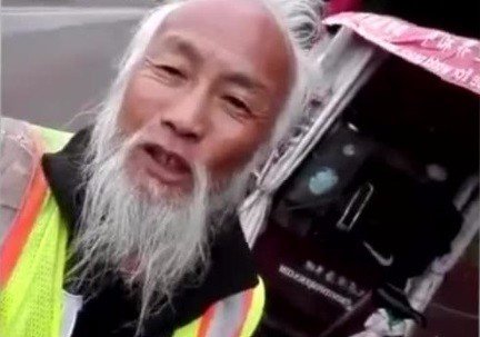 中国大爷骑三轮车环游世界为何在阿根廷离世？