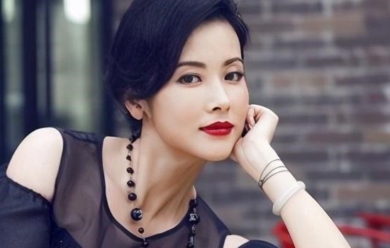 田亮发文斥妻子出轨,女方是怎么回应的呢?