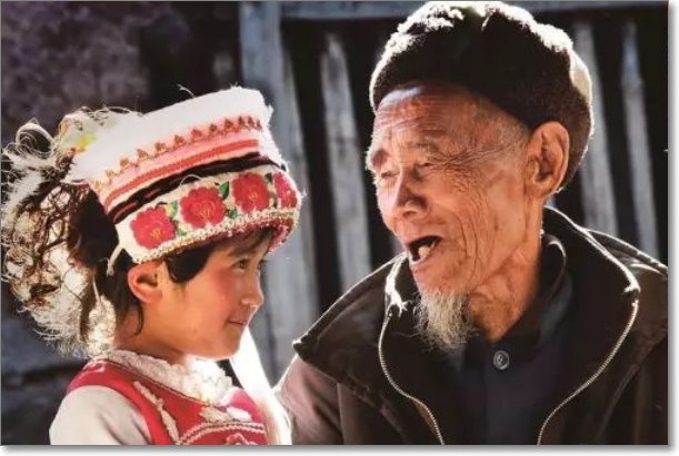 白族姑娘为什么叫做金花？