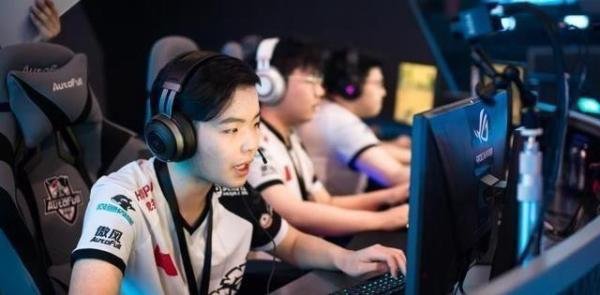 曾经如日中天的4AM孤存，到现在无人问津的OIG孤存到底经历了什么？