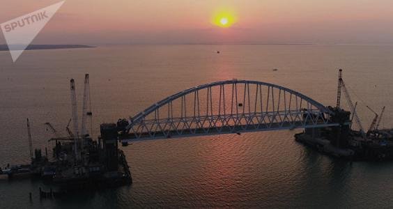 连接克里米亚和俄罗斯大陆的跨海大桥是中国建造的吗