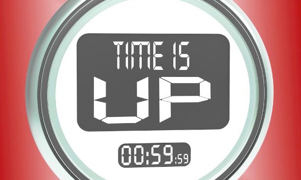 Time is over和time is over有区别吗？