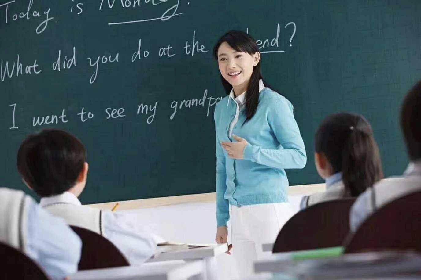 陕西高三女生写13个对不起后自杀,自杀前她经历了什么?