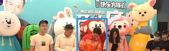李维嘉代言翻车被骂失德艺人?加盟商到广电大楼抗议:还我血汗钱
