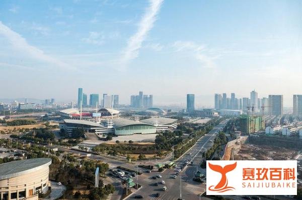 快递企业2亿元“跨界”成立房地产公司，房产行业仍是有利可图？