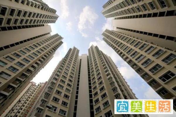 男子买房空置1年未住,却成了别人的家:门锁被换 打满地铺!