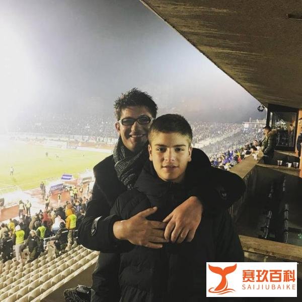 女友透露米利安自杀原因:生前与抑郁症缠斗,事发当日情绪不稳