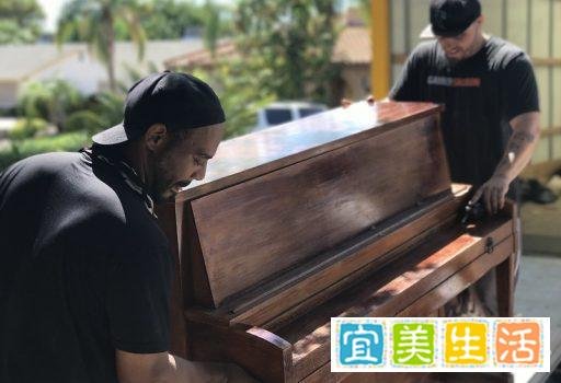 搬一架钢琴需要多少钱?柏通乐器告诉你钢琴搬家费用