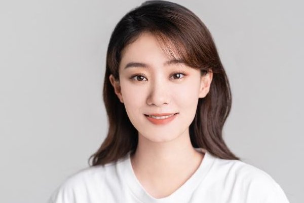 张小斐获金鸡奖最佳女主,这一奖项对于演员来说是一种怎样的肯定?