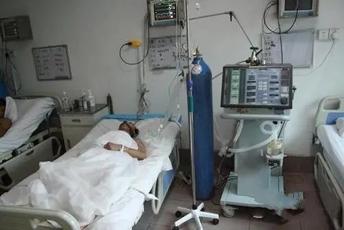 男子患热射病多脏器受损像煮过一样,导致其患上这种病的原因是什么?