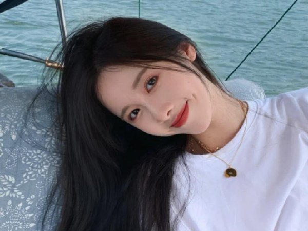 湛贻琴的读音是什么啊？