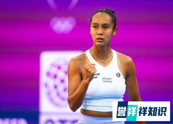2-1,中国金花一姐赢得龙年首胜,“小李娜”郑钦文年轻无极限